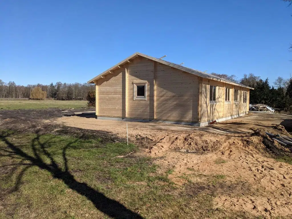 three bedroom log cabin freshly installed