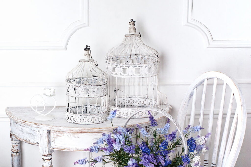 distressed furniture shabby chic style